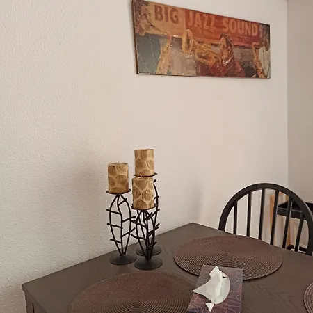 2 Minutes Walk From The Sea Appartement *